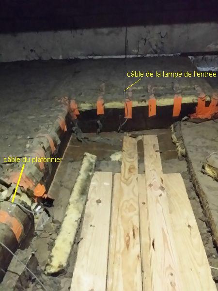 planches au(dessus du couloir